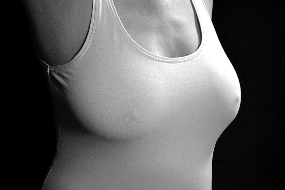 Chirurgie de réduction mammaire : bien vivre la phase post-opératoire