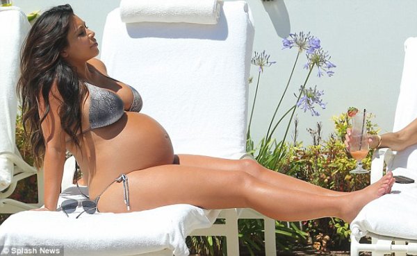 Kim Kardashian : tentée par une réduction mammaire ?